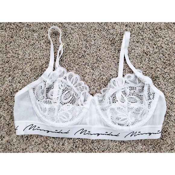 Missguided Lingerie Bra White Floral‎ Pattern Lace Triangle Delicate Sexy Sz 32D - Picture 3 of 5